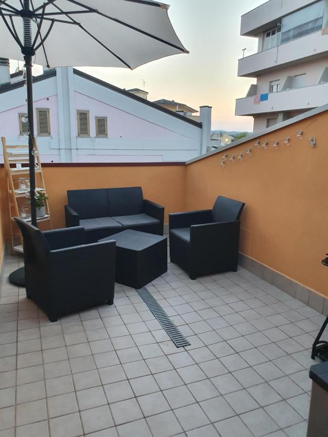 Bella Alba Apartment On The Beach 阿尔巴·阿德里亚蒂卡 外观 照片